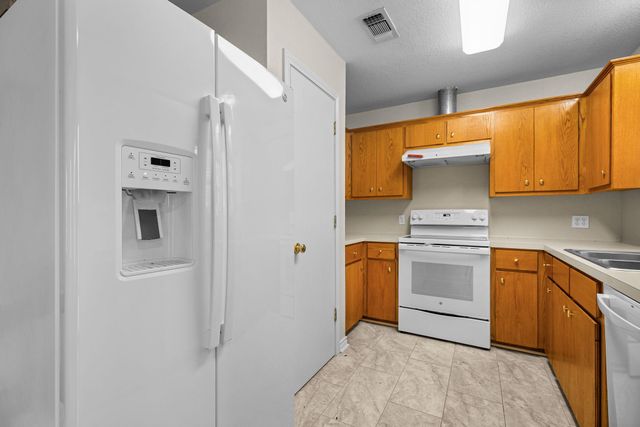 75 County Road 129, Taylor, TX 76574