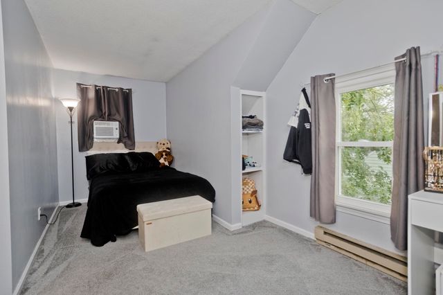 143 Winton St, Springfield, MA 01118