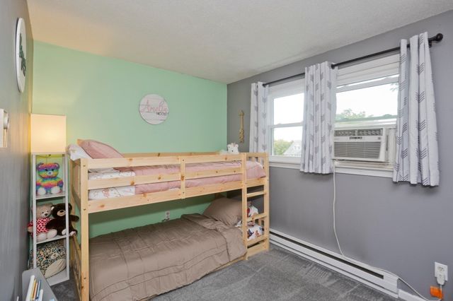 143 Winton St, Springfield, MA 01118
