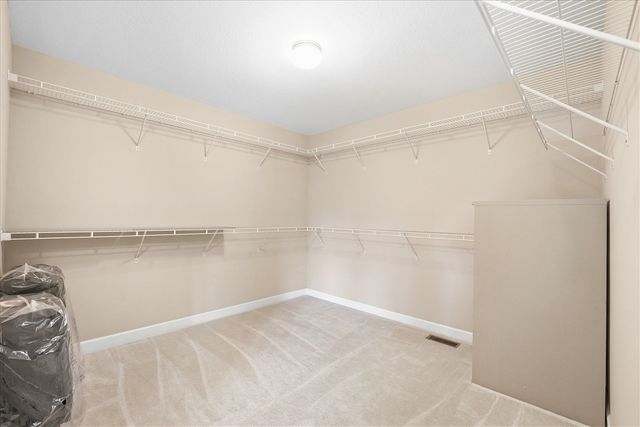 887 Gallery Lane, Ann Arbor, MI 48103