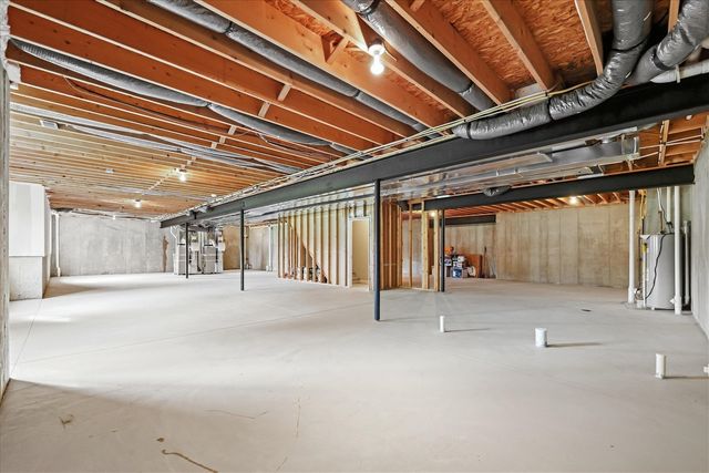887 Gallery Lane, Ann Arbor, MI 48103