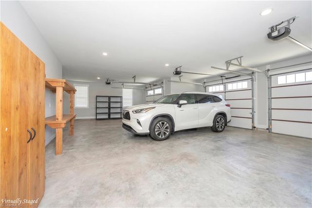 107 Meeting House Lane, Advance, NC 27006