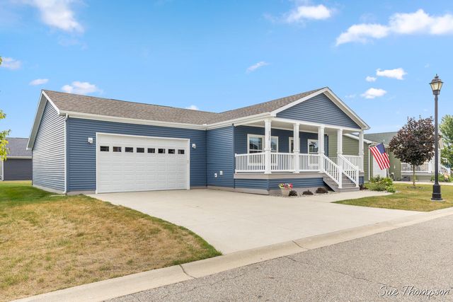 5728 Kingsley Drive, Rockford, MI 49341