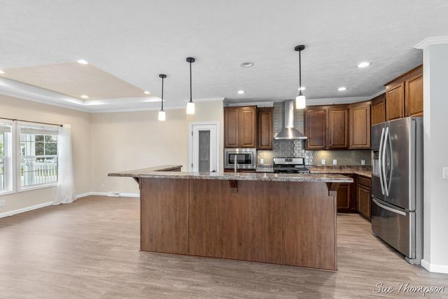5728 Kingsley Drive, Rockford, MI 49341