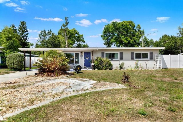 104 GLEN RIDGE AVENUE, Temple Terrace, FL 33617