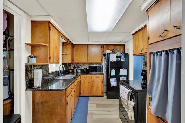 104 GLEN RIDGE AVENUE, Temple Terrace, FL 33617