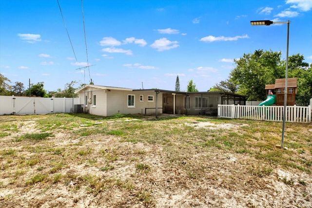 104 GLEN RIDGE AVENUE, Temple Terrace, FL 33617