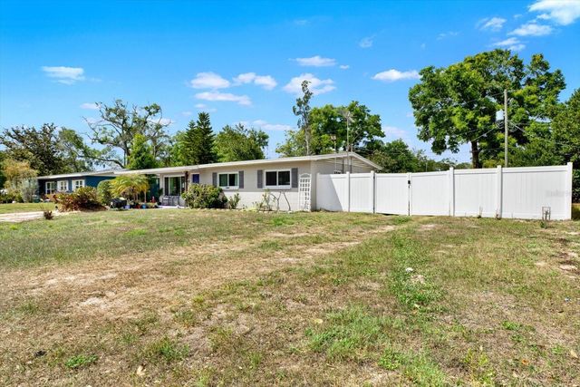 104 GLEN RIDGE AVENUE, Temple Terrace, FL 33617