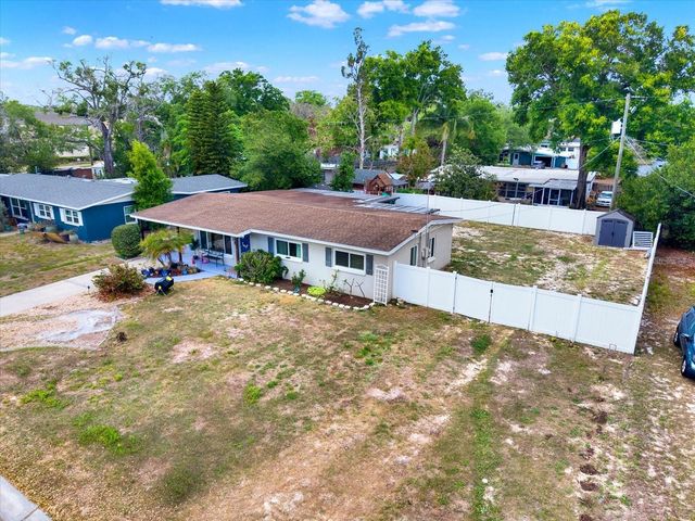 104 GLEN RIDGE AVENUE, Temple Terrace, FL 33617