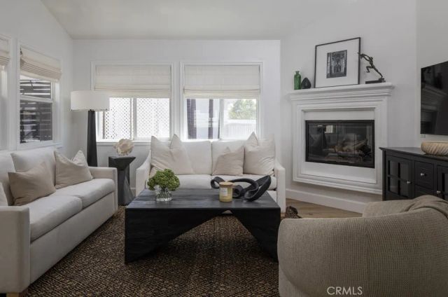 618 Iris B, Corona Del Mar, CA 92625