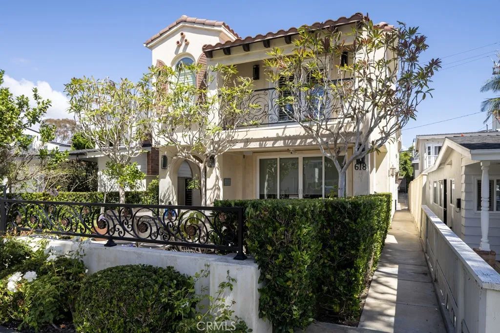 618 Iris B, Corona Del Mar, CA 92625