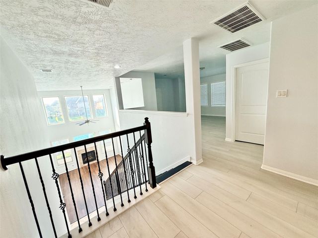3951 Amalfi Shores Court, Missouri City, TX 77459