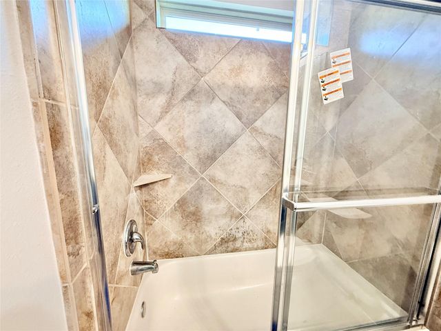 3951 Amalfi Shores Court, Missouri City, TX 77459