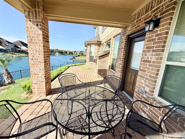 3951 Amalfi Shores Court, Missouri City, TX 77459