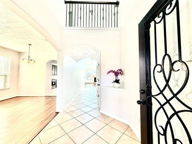 3951 Amalfi Shores Court, Missouri City, TX 77459