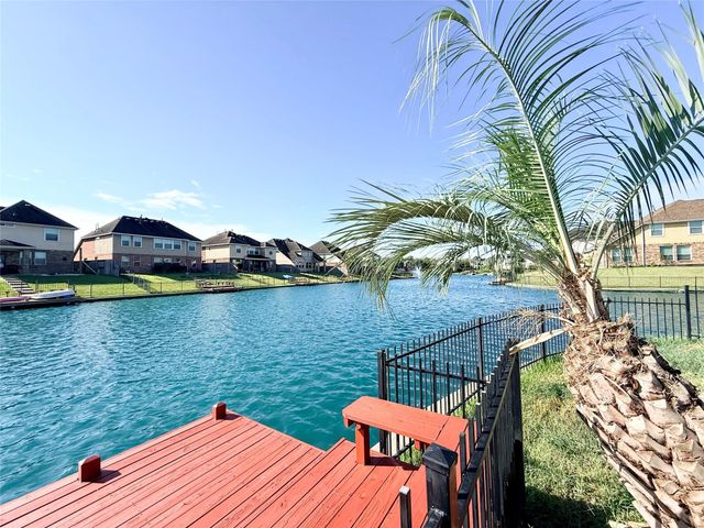 3951 Amalfi Shores Court, Missouri City, TX 77459