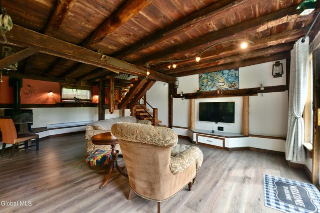 2414 New York 29, Middle Grove, NY 12850