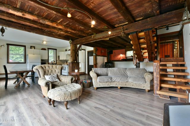 2414 New York 29, Middle Grove, NY 12850