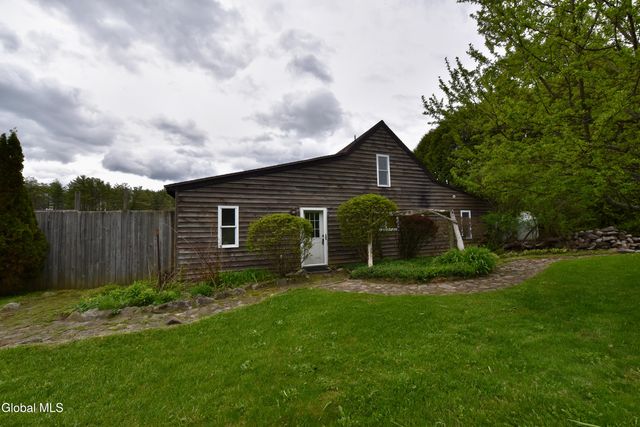 2414 New York 29, Middle Grove, NY 12850