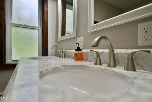 2414 New York 29, Middle Grove, NY 12850