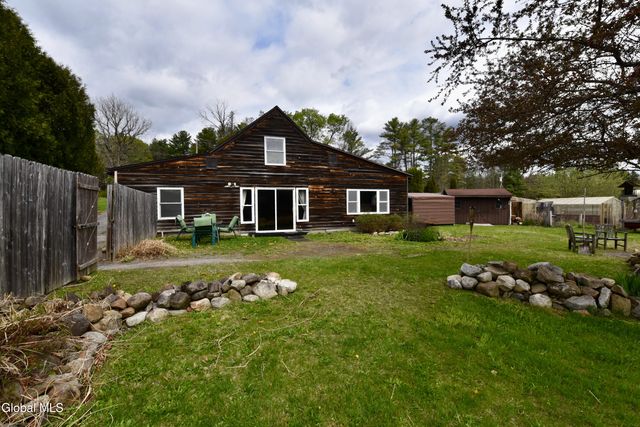 2414 New York 29, Middle Grove, NY 12850