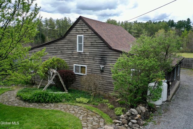 2414 New York 29, Middle Grove, NY 12850