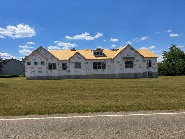 531 Gentlebrook Boulevard SW, Hartville, OH 44632