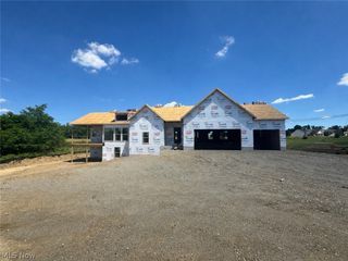 531 Gentlebrook Boulevard SW, Hartville, OH 44632
