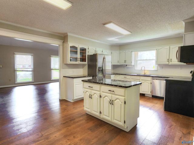 1815 Shellbrook Drive, Huntsville, AL 35806