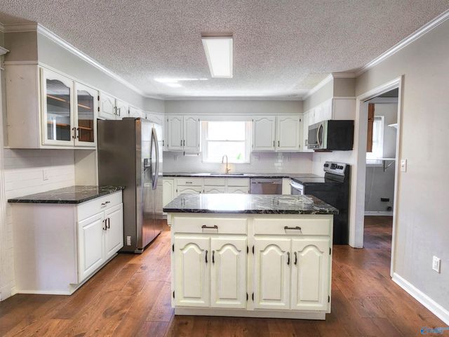 1815 Shellbrook Drive, Huntsville, AL 35806