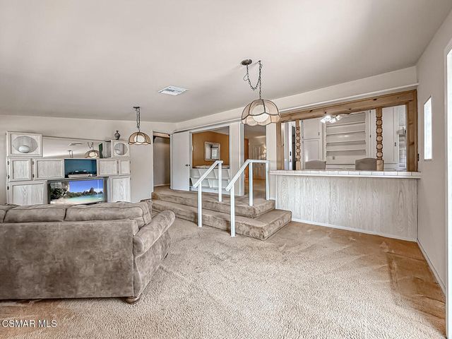 7654 Wish Avenue, Lake Balboa, CA 91406