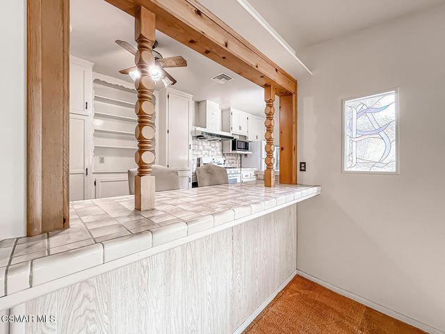 7654 Wish Avenue, Lake Balboa, CA 91406
