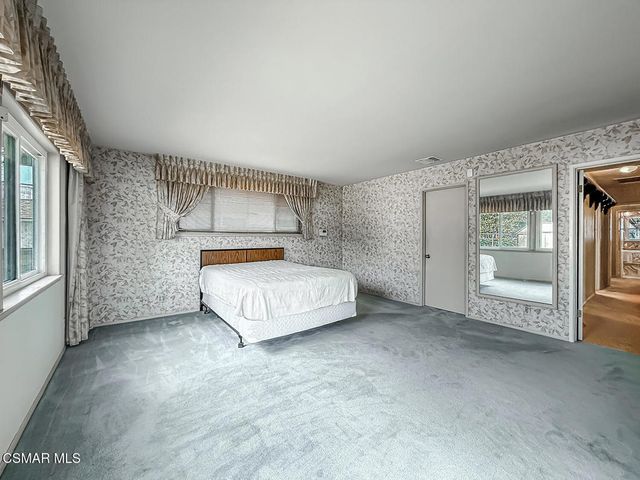 7654 Wish Avenue, Lake Balboa, CA 91406