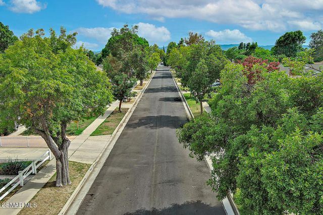 7654 Wish Avenue, Lake Balboa, CA 91406