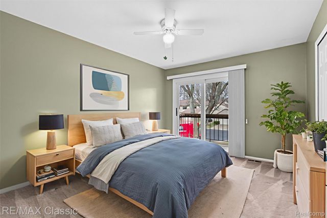 23127 Farmington Road, Farmington, MI 48336