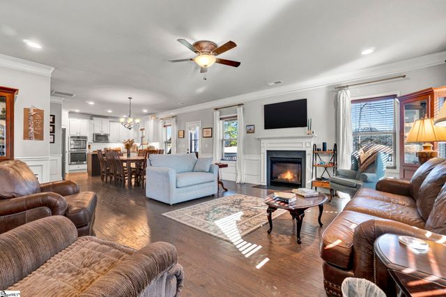 122 Jones Creek Circle, Anderson, SC 29621