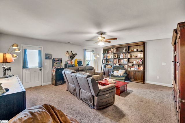 122 Jones Creek Circle, Anderson, SC 29621