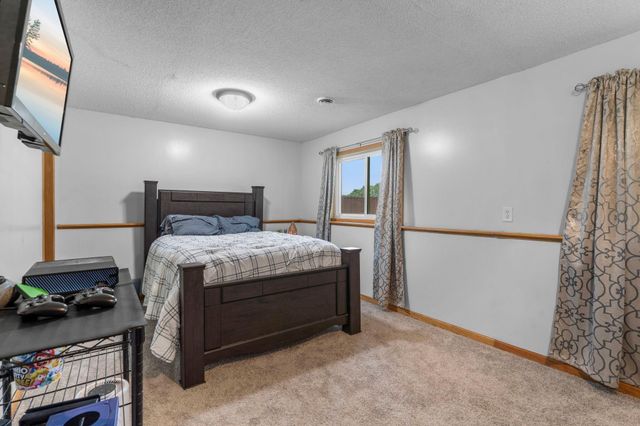 803 102nd Avenue NE, Blaine, MN 55434