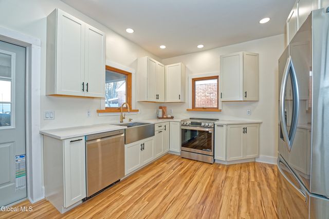 523 State Route 146, Guilderland, NY 12009