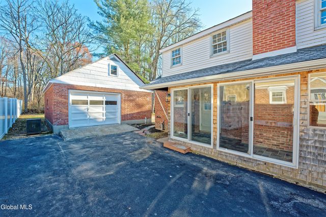 523 State Route 146, Guilderland, NY 12009