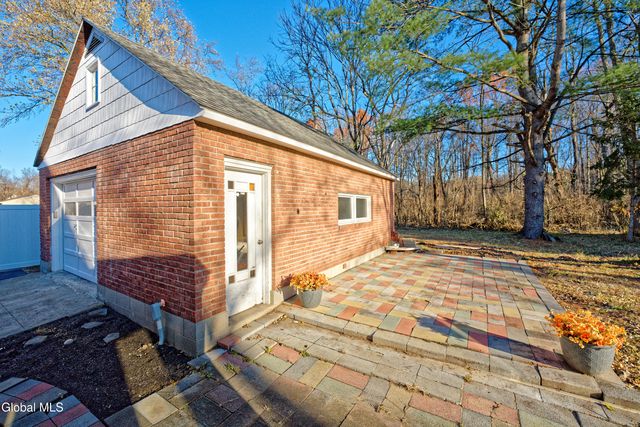 523 State Route 146, Guilderland, NY 12009