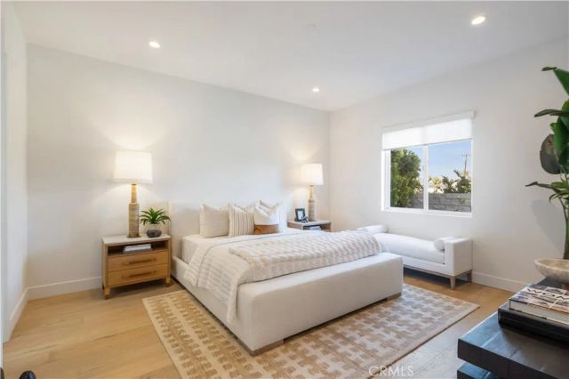333 Mesa Drive, Costa Mesa, CA 92627