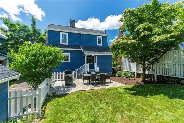 37 Sanborn Ave SF, Boston, MA 02132