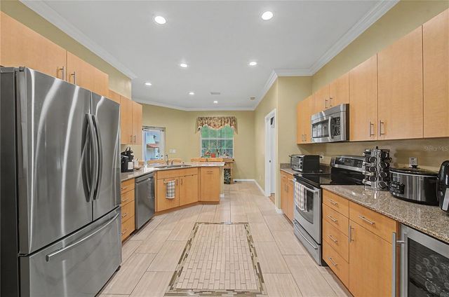 2216 PINECREST DRIVE, Lutz, FL 33549
