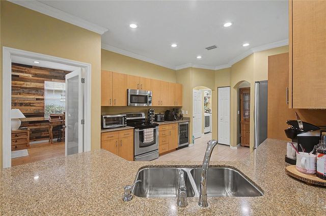2216 PINECREST DRIVE, Lutz, FL 33549