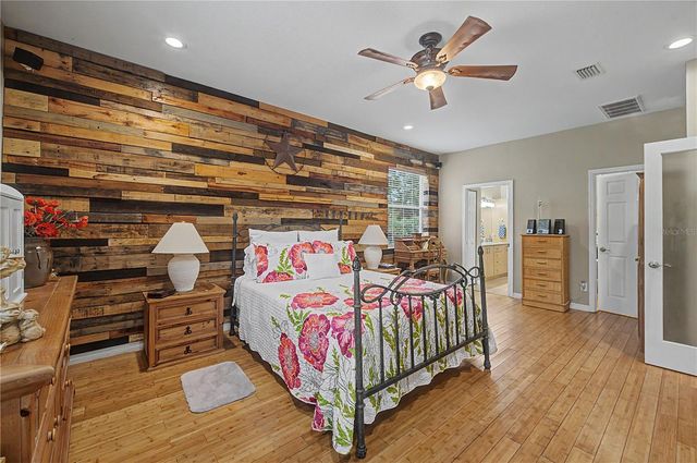 2216 PINECREST DRIVE, Lutz, FL 33549