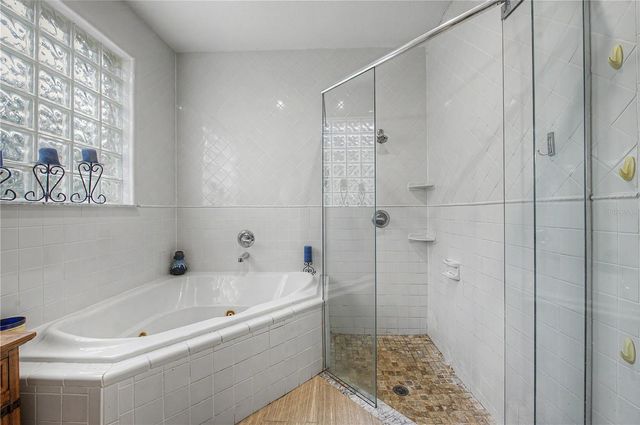 2216 PINECREST DRIVE, Lutz, FL 33549