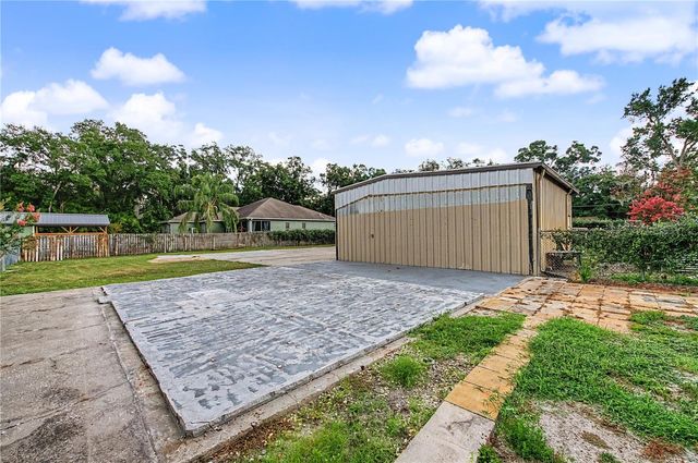 2216 PINECREST DRIVE, Lutz, FL 33549