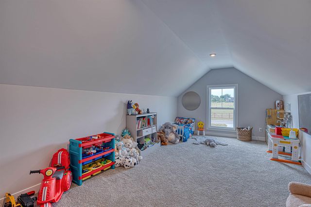 5620 RED LAKE Drive, Mount Vernon, IN 47620