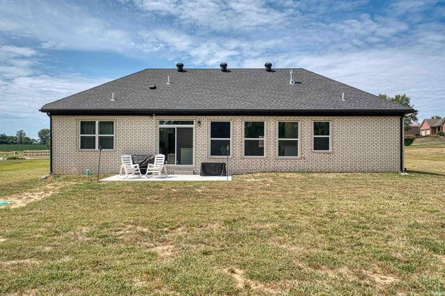 5620 RED LAKE Drive, Mount Vernon, IN 47620